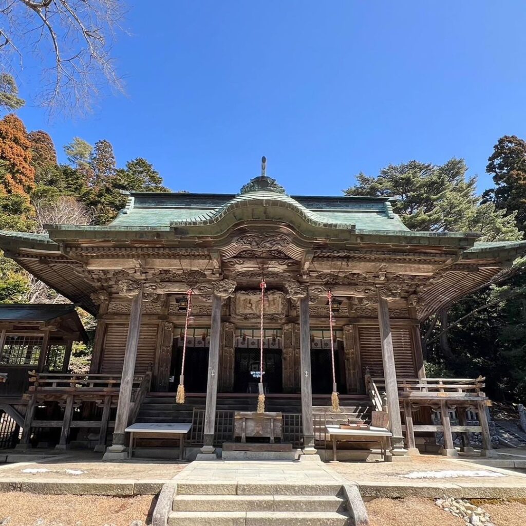 金華山　神社