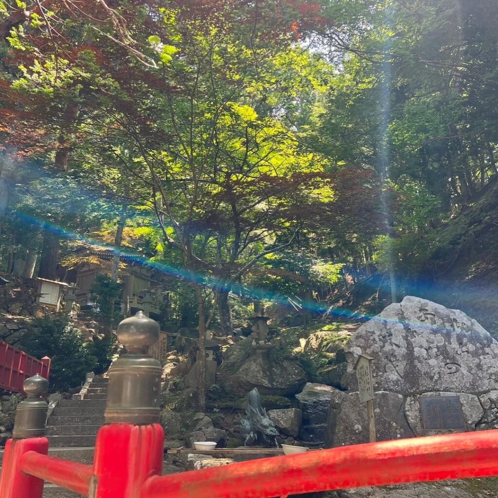 金華山　神社