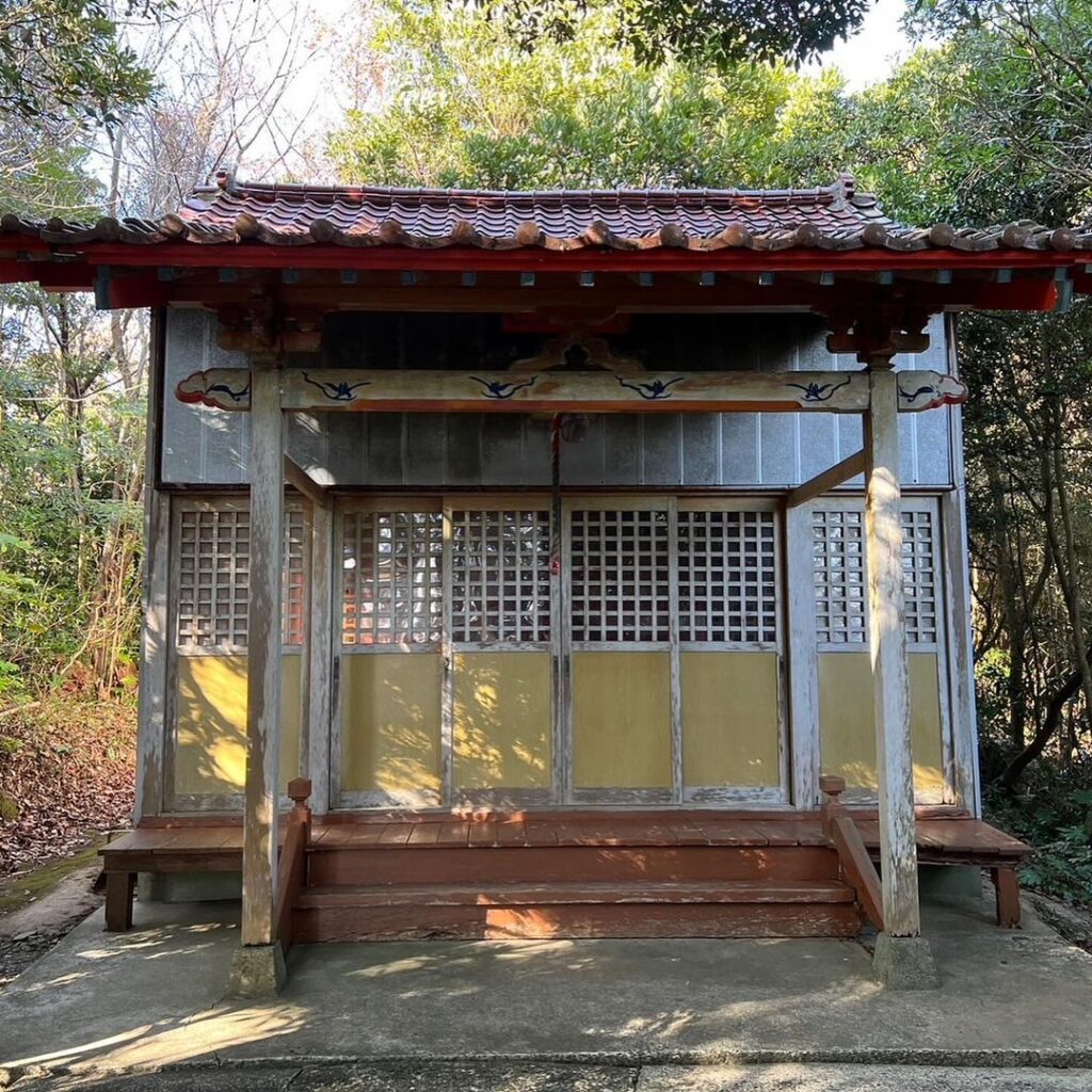 金華山　神社