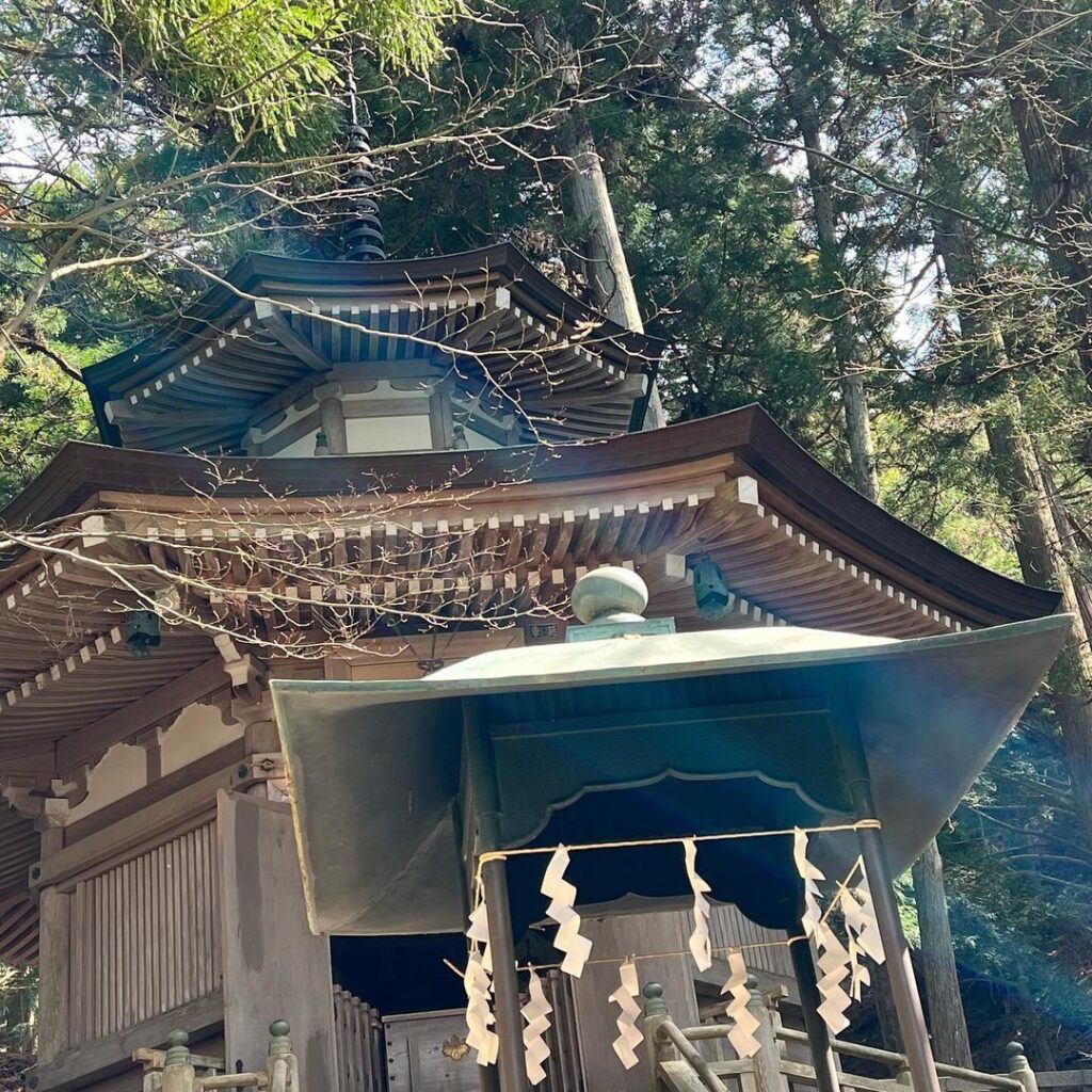 金華山の神社