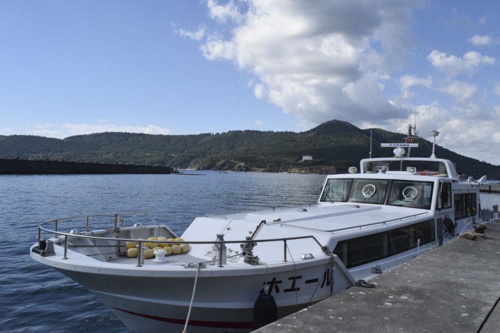 定期船ホエール