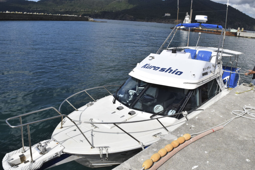 海上タクシーくろしお